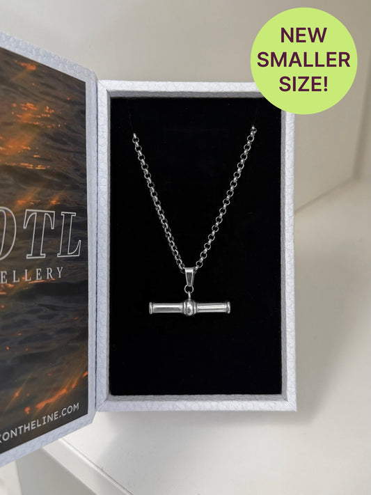 Petite T-Bar Necklace silver